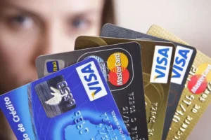 Nova bandeira de cartão entra no Brasil e pode desbancar Visa e Mastercard - Imagem: Reprodução.