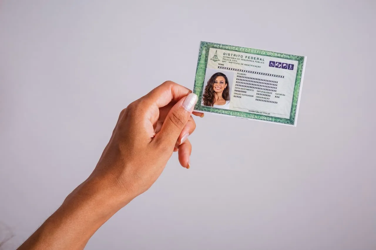 Emissão da nova carteira de identidade nacional - Imagem: Reprodução.