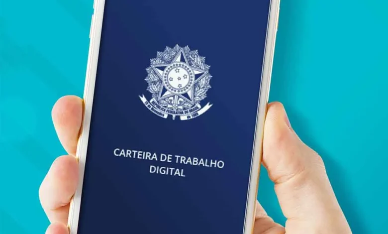 Trabalhadores com acesso a Carteira de Trabalho Digital - Imagem: Reprodução.