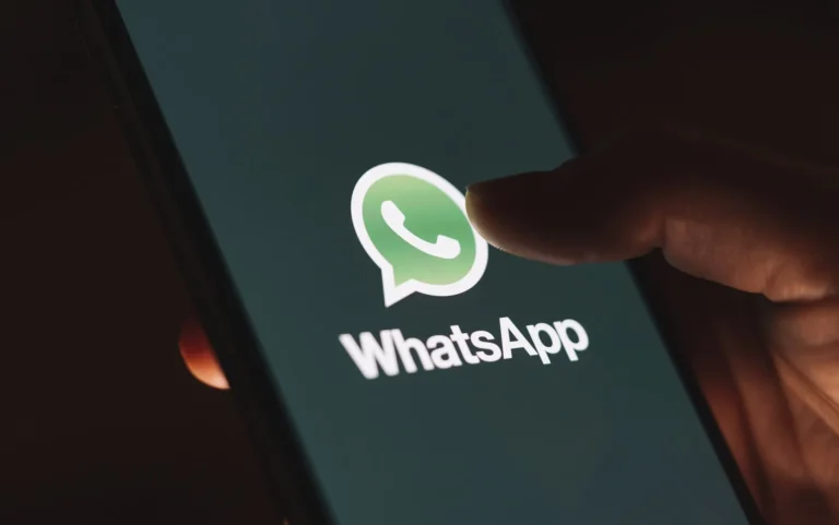 Brecha do WhatsApp facilita golpe - Imagem: Reprodução.