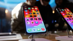 5 celulares semelhantes ao iPhone 17 - Imagem: Reprodução.